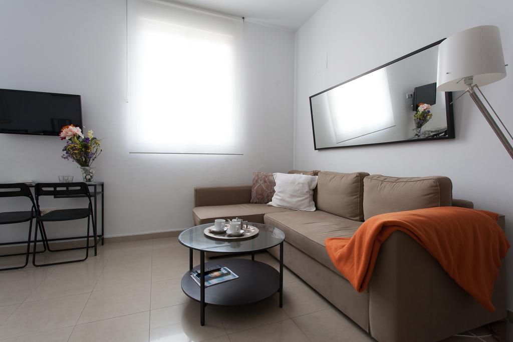 Apartamentos Diaber San Leandro Sevilla Cameră foto