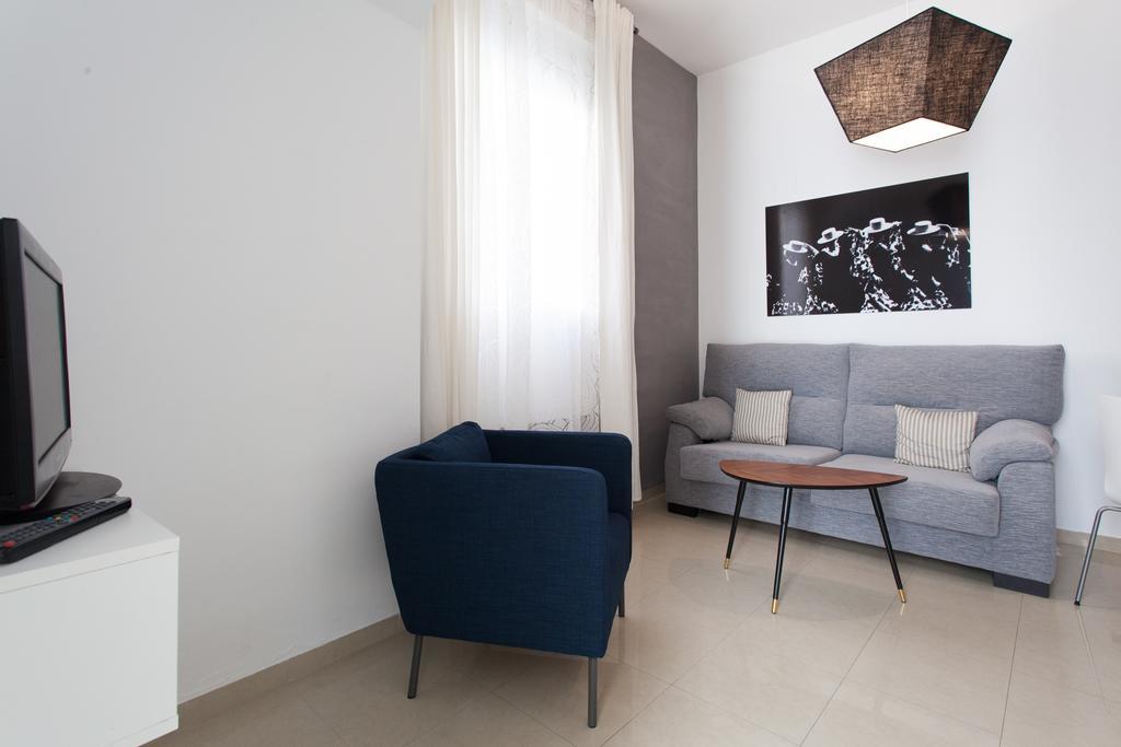 Apartamentos Diaber San Leandro Sevilla Cameră foto